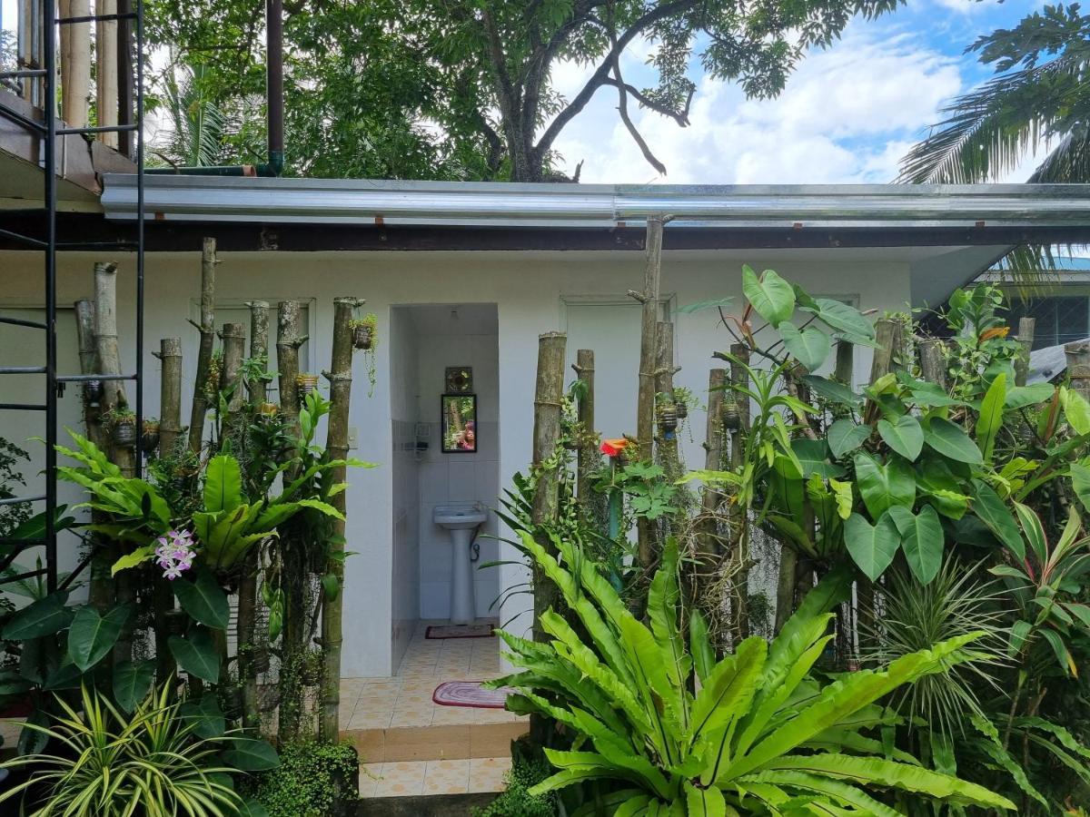 Southpoint Hostel Moalboal Buitenkant foto