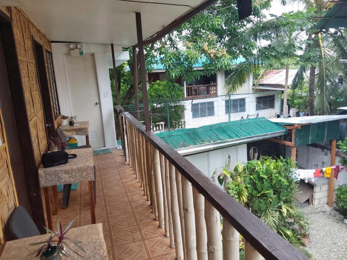 Southpoint Hostel Moalboal Buitenkant foto